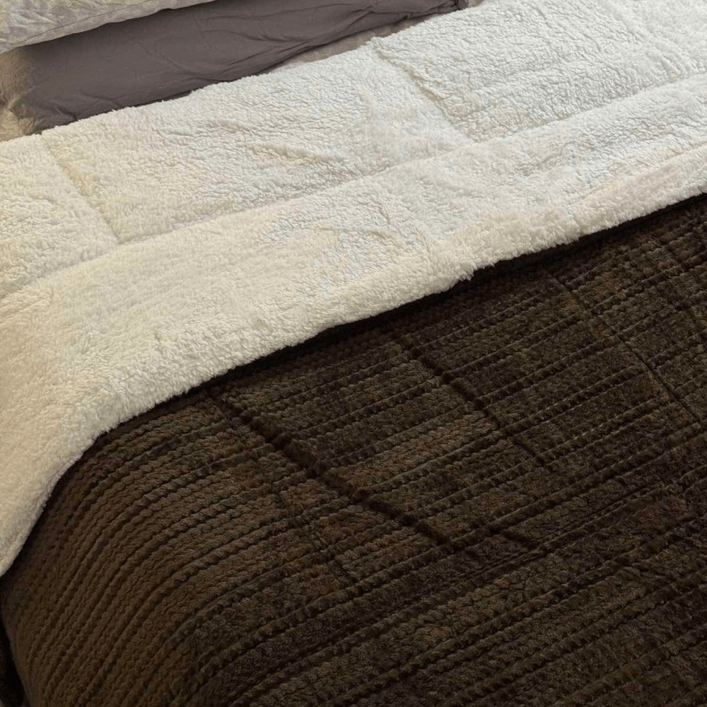 Luxury Embossed Velour Blanket King Size Brown 240×260 cm