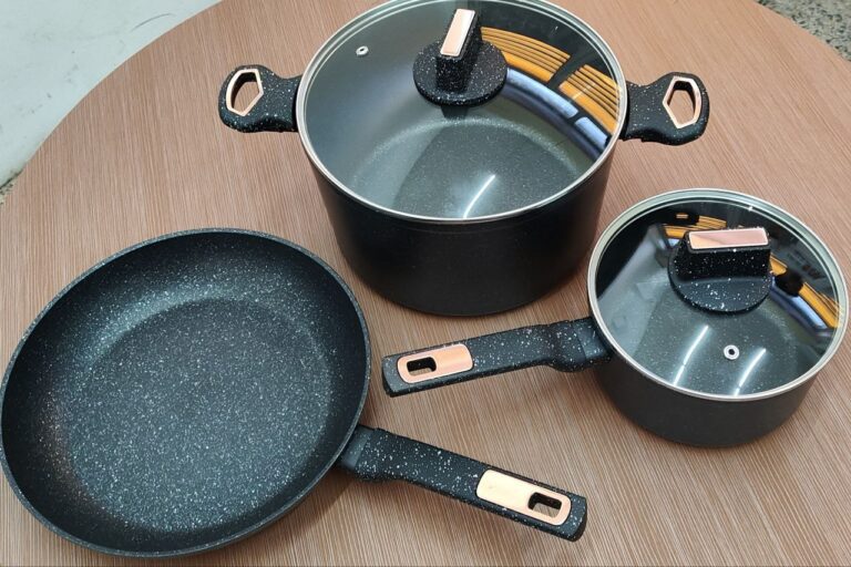 Set of 1 Pan and 2 Pots GMM48