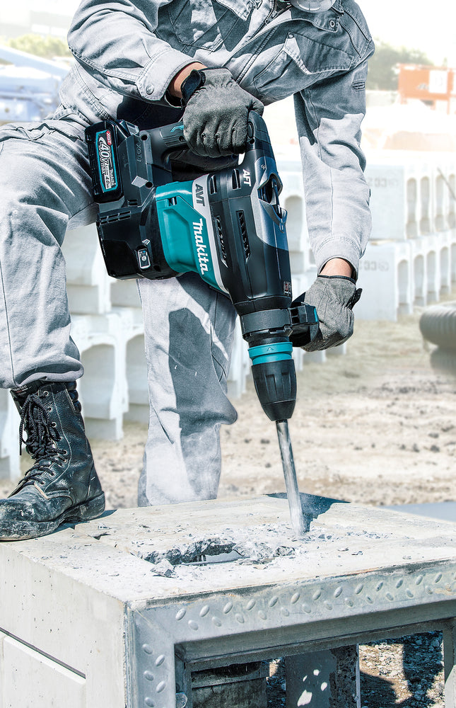 Makita 40V Cordless Hammer Drill with SDS Max HR005GM202