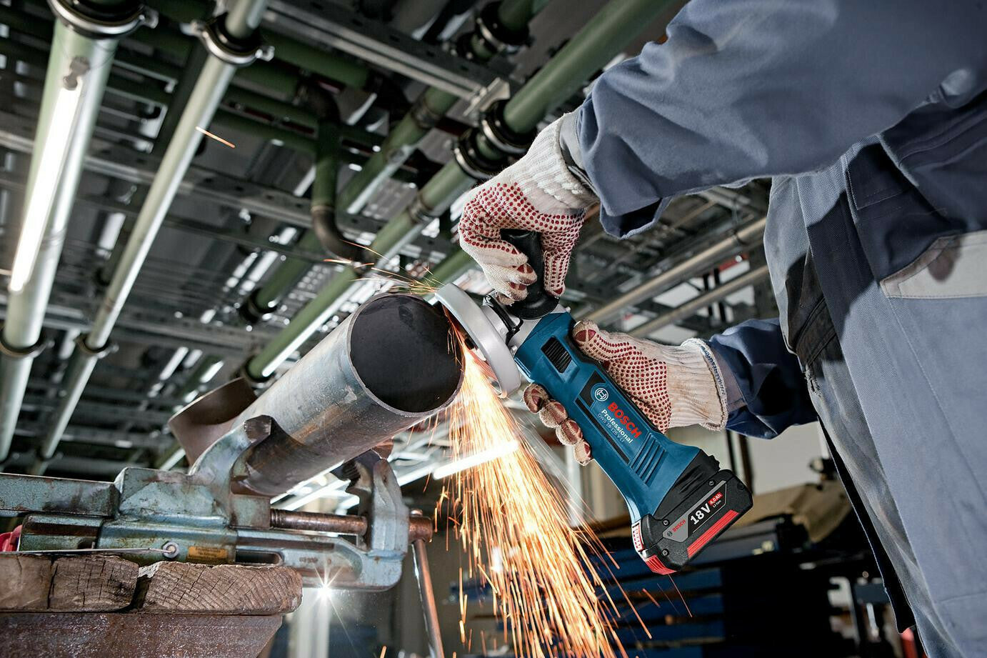 Bosch GWS 18-125 V-LI Angle Grinder 125mm Battery 2x4Ah 060193A30Y