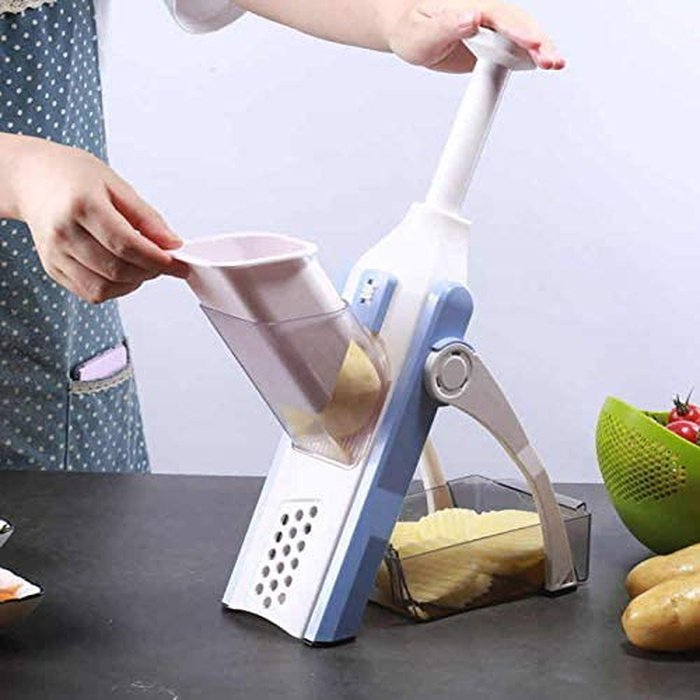Mandolin 5 in 1 with safe vegetable cutting and adjustable cutter