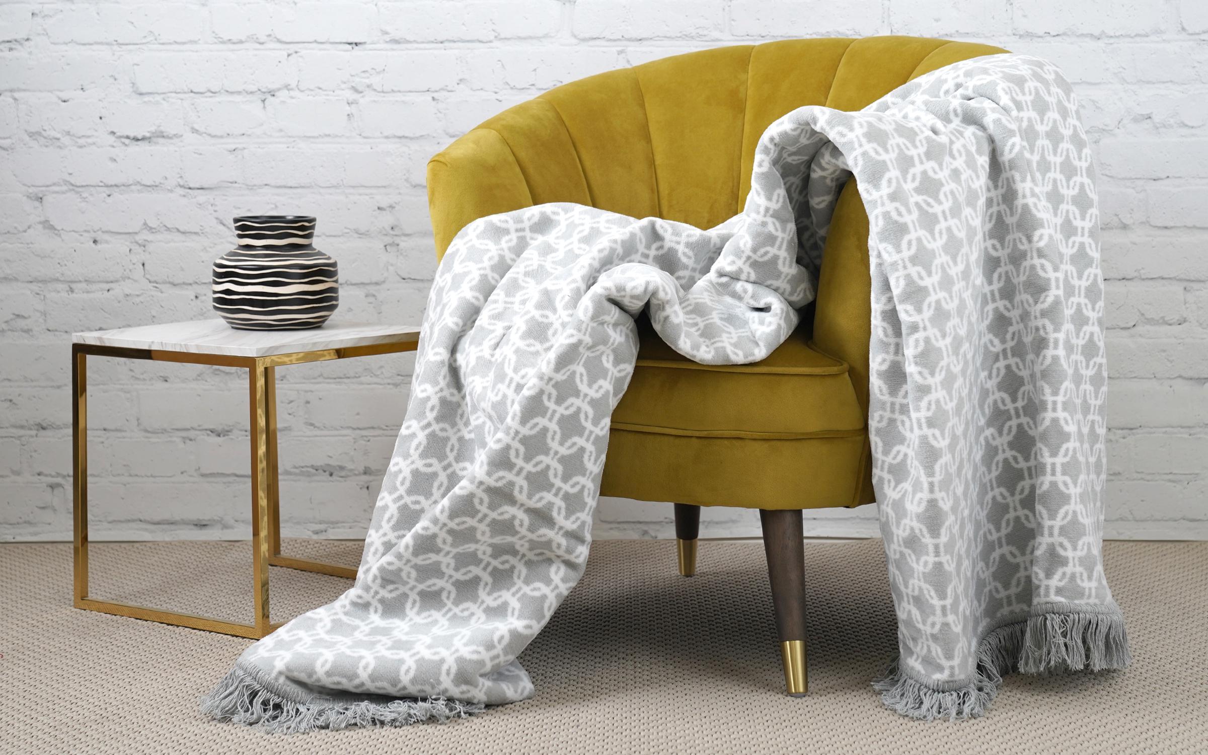 saketi italy - blanket mosca