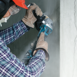 Makita dga404 24V angle grinder with 2 batteries